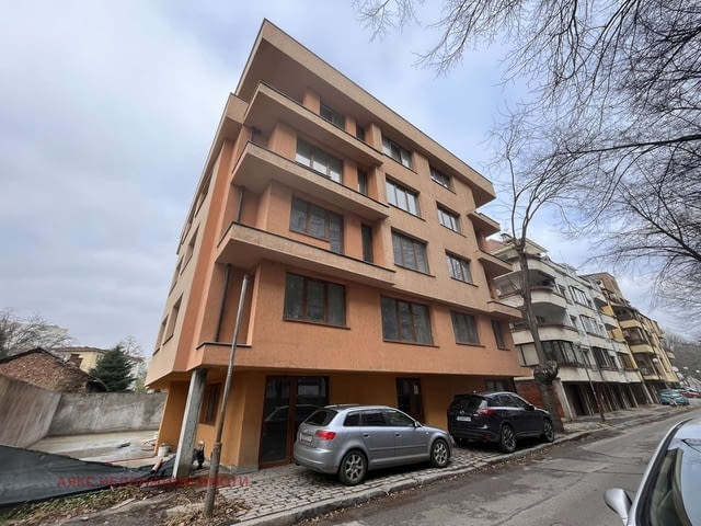 Продавам тристаен апартамент в квартал Хаджи Димитър, София, city of Sofia - снимка 1