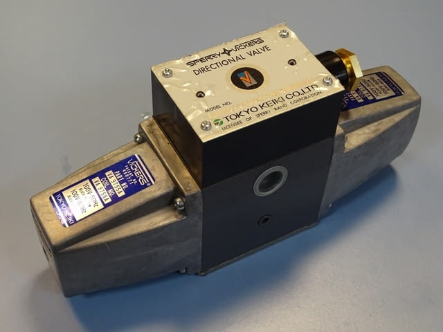 Хидравличен разпределител Sperry Vickers DG4S4-016С-50-JA-WL directional valve 100V - снимка 10