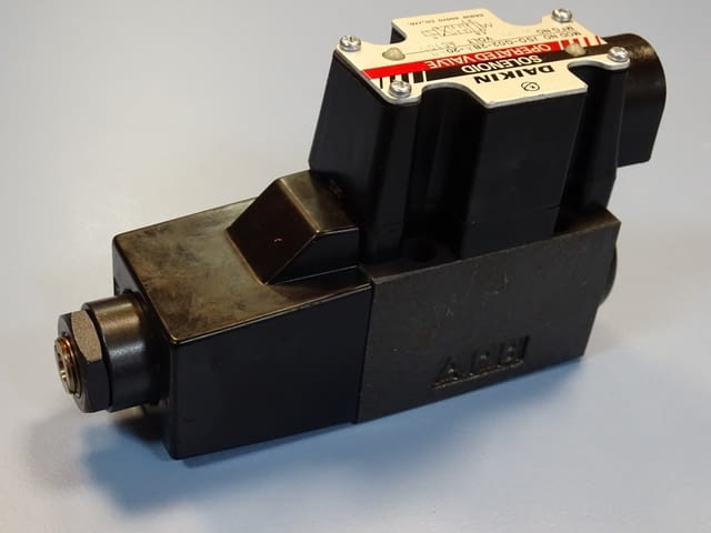 Хидравличен разпределител DAIKIN JSO-G02-2BA-20-N solenoid operated valve 100V - снимка 4