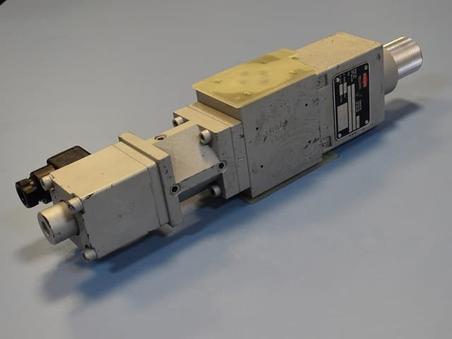 Хидравличен клапан Herion S6VH10G20200011/Herion MRU6HVG3001100 24VDC - снимка 3