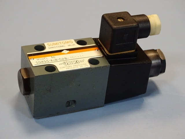 Хидравличен разпределител SUMITOMO SD4GS-AcB-02B-100-11 directional valve 100V - снимка 1
