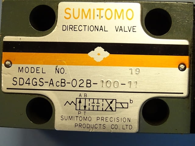 Хидравличен разпределител SUMITOMO SD4GS-AcB-02B-100-11 directional valve 100V - снимка 2