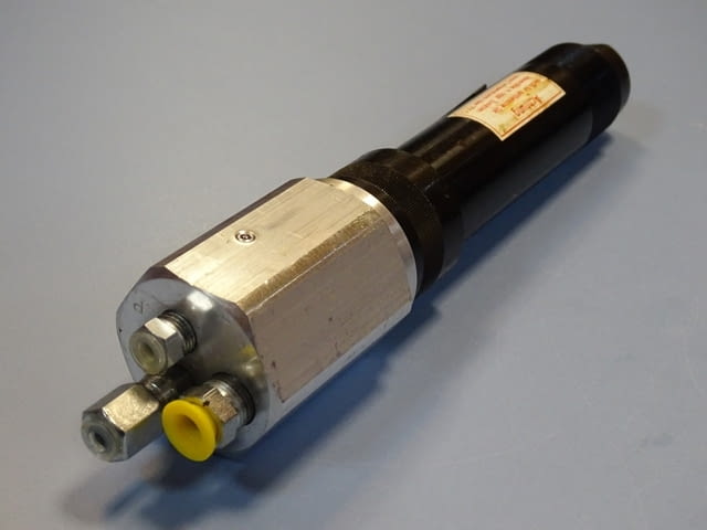 Дозатор за грес DEUTSCHE TECALEMIT 1.4112 00.2 single grease injector - снимка 4