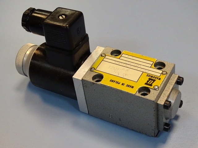 Хидравличен разпределител WADOWICE 4WE6Eb51/CG24NZ4 directional valve 24VDC - снимка 7