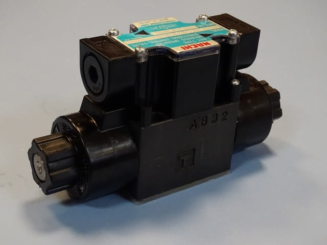 Хидравличен разпределител NACHI SL-G01-C6-R-C1-10 100/110V solenoid operated directional valve - снимка 3