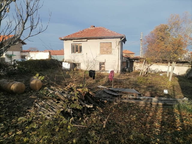 Къща в село Радилово ТОП Място ТОП ИМОТ 2-етажна, Тухла, 114 м2 - село Радилово | Къщи / Вили - снимка 7