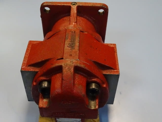 Хидравлична помпа Warynski P2C2120C5B26A Hydraulic pump, град Пловдив | Промишлено Оборудване - снимка 5