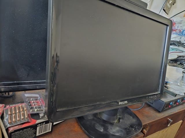 Монитор широкоекранен Philips 22i - city of Vidin | Monitors - снимка 2