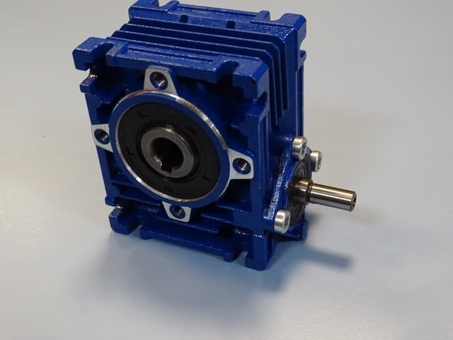 Червячен редуктор MOTOVARIO NRV030 worm gear reducer i:7.5, град Пловдив | Промишлено Оборудване - снимка 7
