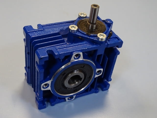 Червячен редуктор MOTOVARIO NRV030 worm gear reducer i:7.5, град Пловдив | Промишлено Оборудване - снимка 8