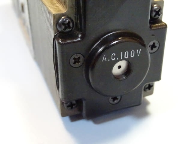 Хидравличен разпределител TOYOOKI HD3-42SGS-BcA-025-RF solenoid directional control valve 100/110V - снимка 6