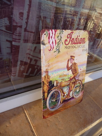Метална табела мотор Indian 1918 военен войник козируване, град Радомир | Картини - снимка 2