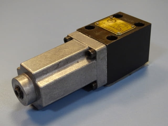 Редуциращ разпределител Hydraulik Ring VM064A06B1 pressure reducing valve - снимка 1