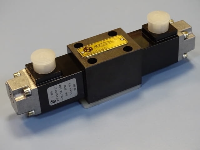 Хидравличен разпределител Hydraulik Ring WEE43G06C1 directional valve 110VAC - снимка 1