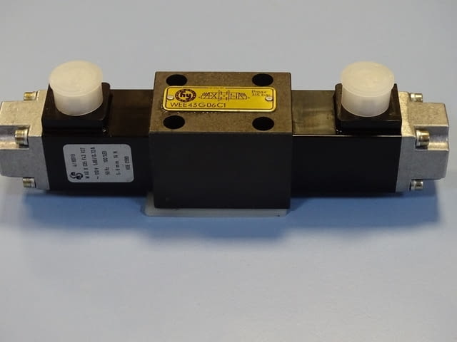 Хидравличен разпределител Hydraulik Ring WEE43G06C1 directional valve 110VAC - снимка 2