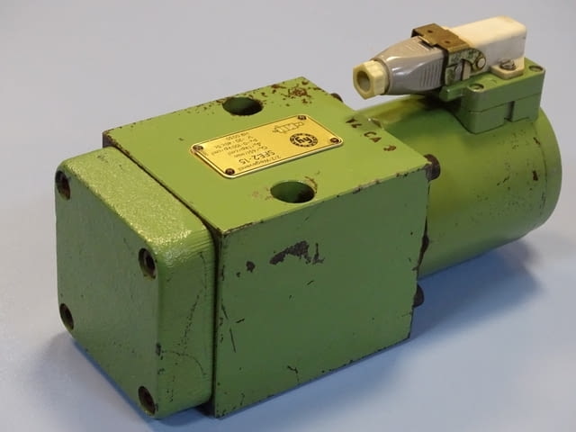 Хидравличен разпределител Hydraulik Ring SFE2-15 directional valve 24VDC - снимка 1