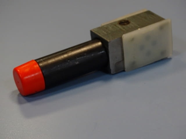 Регулатор на налягане Rexroth ZDR6DA2-40/210V pressure reducing valve - снимка 6