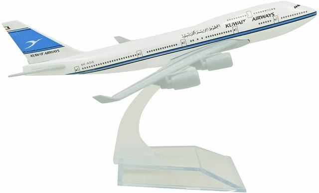 Бойнг 747 самолет модел макет Kuwait Airways метален лайнер, city of Radomir - снимка 3