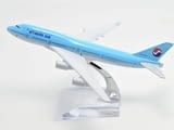 Бойнг 747 самолет модел макет Korean Air метален лайнер