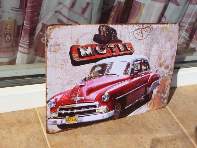 Метална табела кола ретро модел стара Мотел американска Куба кубинска - снимка 2
