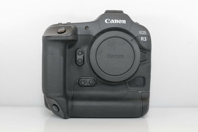 Canon EOS 5D Mark IV, Nikon Z 7II Mirrorless, Canon EOS R5, Nikon D780, Canon EOS R6 Mirrorless Came - снимка 8