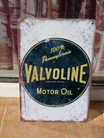 Метална табела кола Valvoline моторно масло реклама смяна, град Радомир | Рекламни Материали - снимка 1