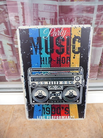 Метална табела музика касетофон 90-те hip hop парти касетки диско - снимка 1
