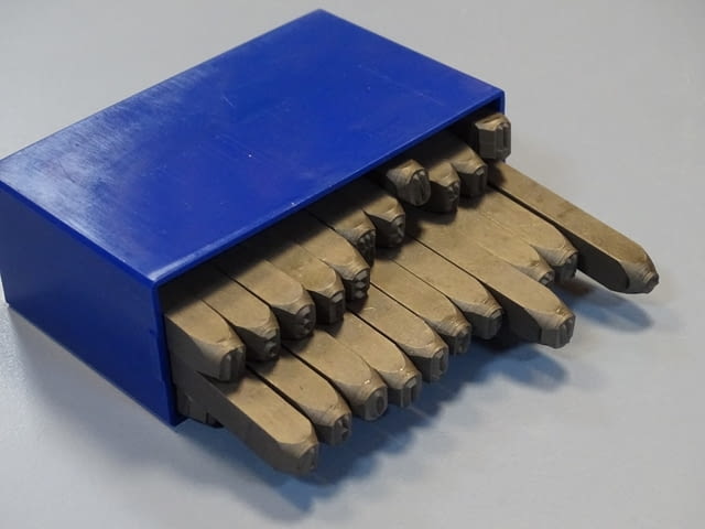 Комплект шлосерски букви-кирилица 5 mm Gravurem Cyrillic Alphabet (А-Я) 58-61 HRC - снимка 4