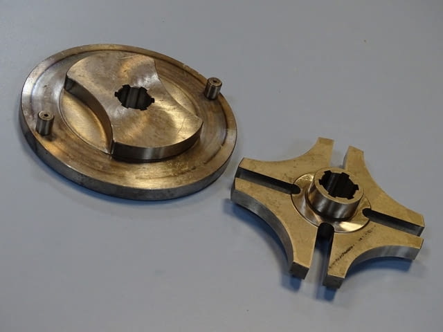 Малтийски механизъм Ф136хФ115 4-канален, град Пловдив | Промишлено Оборудване - снимка 1