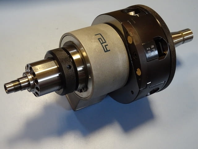 Пневматична глава RAY102 (R17-5) RPU289 Grinding Spindle ISO40 - снимка 7