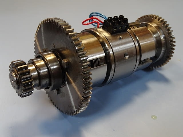 Електромеханичен съединител за струг, фреза TOS 226 101 6 D4 PSP Pohony 24VDC - снимка 2