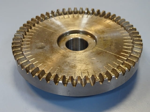 Зъбен съединител за хидрокопирен струг TGC-8, град Пловдив | Промишлено Оборудване - снимка 4