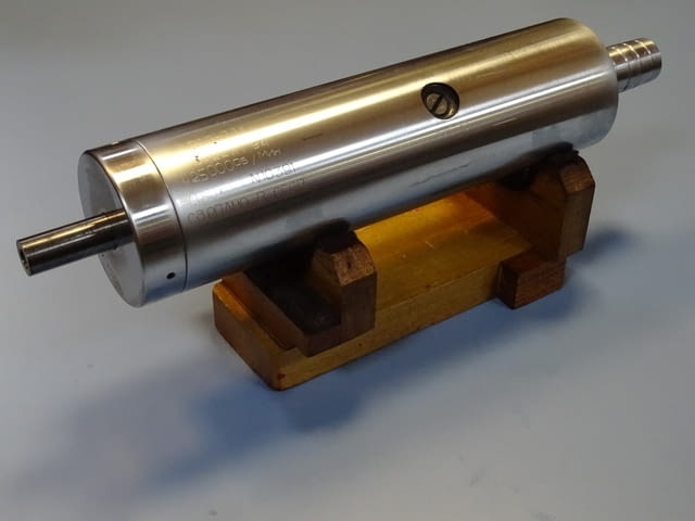 Шпиндел ВС3-71 ЗА 227П за вътрешен шлайф Ф80 L-300, град Пловдив | Промишлено Оборудване - снимка 1