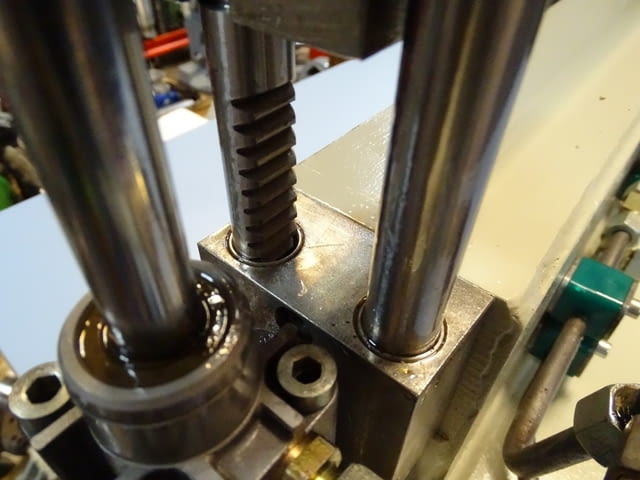 Пневматична гилотина за пластмаса Battenfeld Fischer TM-325 Pneumatic Cuillotine Cutter Plastic - снимка 4