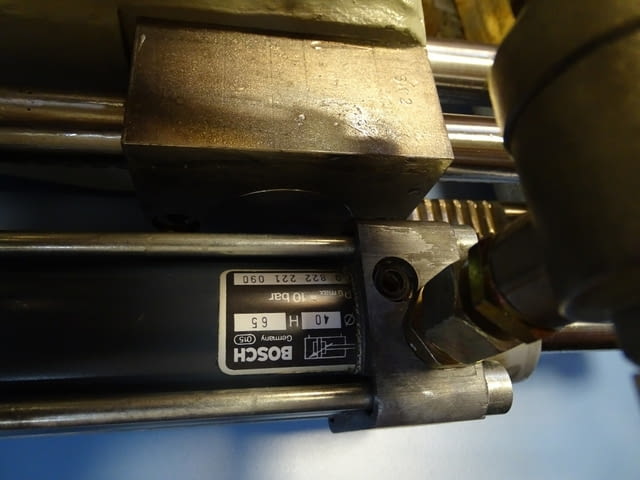 Пневматична гилотина за пластмаса Battenfeld Fischer TM-325 Pneumatic Cuillotine Cutter Plastic - снимка 10