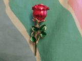 Модна брошка Червена Роза