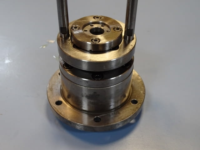 Машинен шпиндел U272 108 Ф80/Ф19 - град Пловдив | Промишлено Оборудване - снимка 4