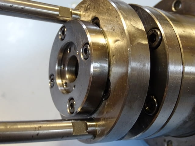 Машинен шпиндел U272 108 Ф80/Ф19 - град Пловдив | Промишлено Оборудване - снимка 7
