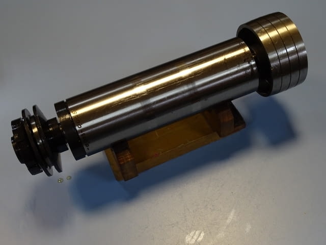 Шпиндел за шлайф 3К227В Ф85 L-260 0.003mm, city of Plovdiv | Industrial Equipment - снимка 1