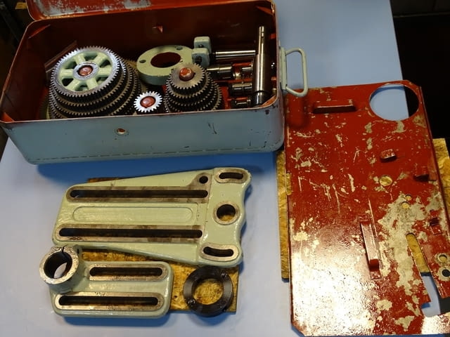 Комплект лира (зъбни колела и валове Ф28 М2) за универсален делителен апарат УДГ-250 - снимка 2