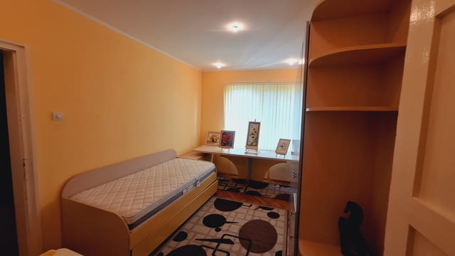 Продавам тристаен апартамент в Гръцка махала 3-стаен, 90 м2, Тухла - град Варна | Апартаменти - снимка 1