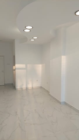 Давам под наем помещение за офис, магазин 52 m2 - city of Varna | Stores - снимка 2