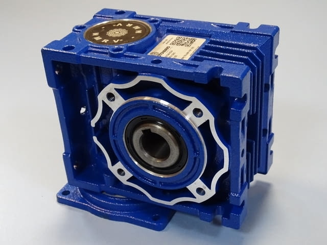 Червячен редуктор MOTOVARIO NHPV040 worm gear reducer i:30.00 - снимка 5