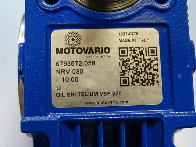 Червячен редуктор MOTOVARIO NRV030 worm gear reducer i:10.00, city of Plovdiv - снимка 4