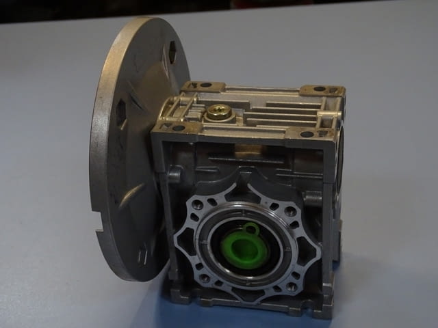 Червячен редуктор CHIARAVALLI CHM 40 i=15, city of Plovdiv | Industrial Equipment - снимка 2