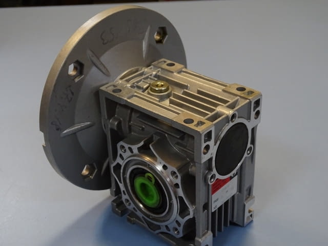 Червячен редуктор CHIARAVALLI CHM 40 i=15, city of Plovdiv | Industrial Equipment - снимка 3