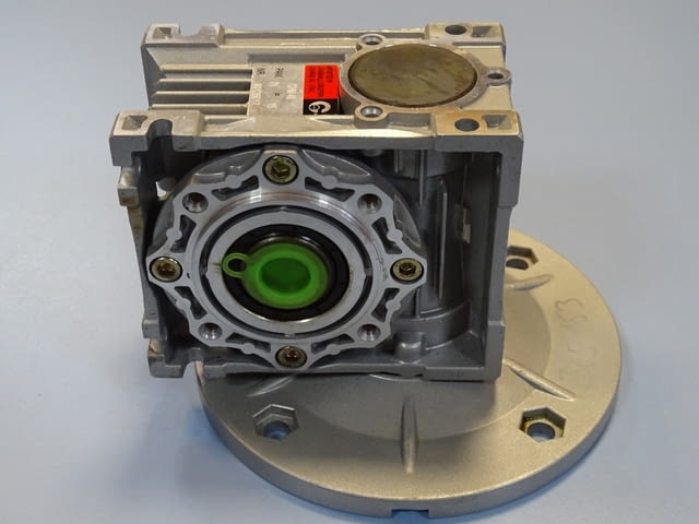 Червячен редуктор CHIARAVALLI CHM 40 i=15, city of Plovdiv | Industrial Equipment - снимка 6