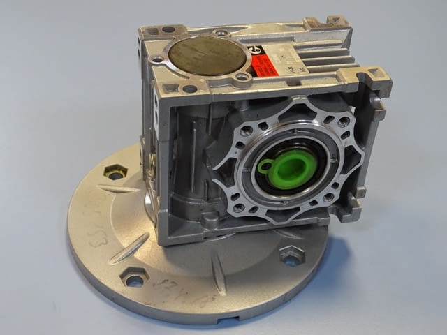 Червячен редуктор CHIARAVALLI CHM 40 i=15, city of Plovdiv | Industrial Equipment - снимка 8