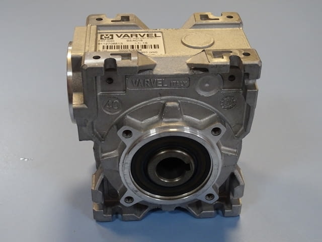 Червячен редуктор VARVEL FRT-G40 reducer worm gear box 1:15, city of Plovdiv - снимка 3