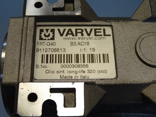 Червячен редуктор VARVEL FRT-G40 reducer worm gear box 1:15, city of Plovdiv - снимка 4